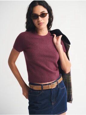 Abercrombie Skimming Crew Sweater Tee